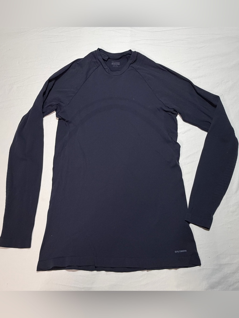 Salomon Men's fitted Long Sleeve Crew performance shirt